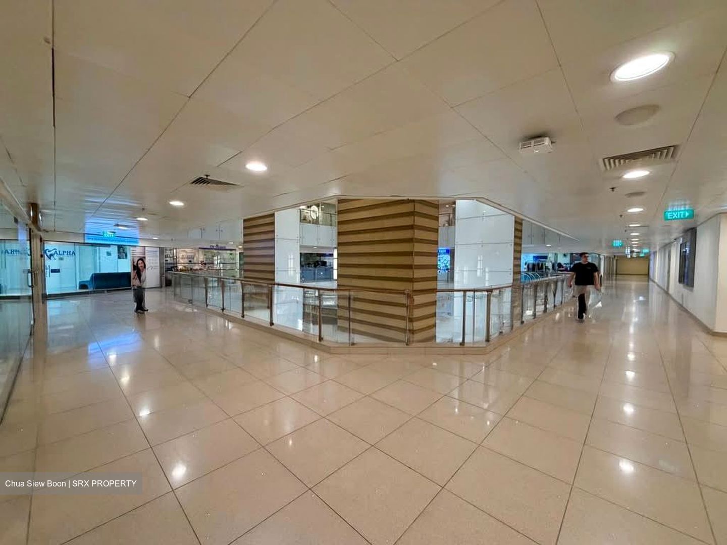 International Plaza (D2), Retail #588619781